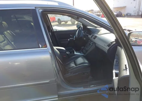 2014 Volvo Xc90 3.2 from USA, damaged, VIN YV4952CZ6E1682251